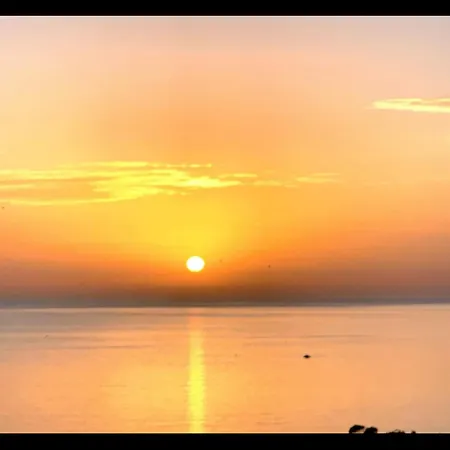 T3 Paradisiaque Sur La Plage, Les Pieds Dans L'eau *
