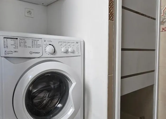 T3 Paradisiaque Sur La Plage, Les Pieds Dans L'eau * Olmeto (Corsica)