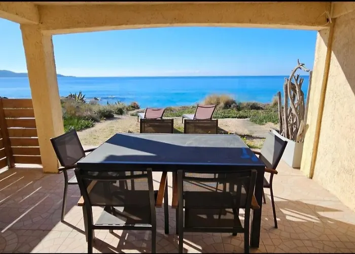 T3 Paradisiaque Sur La Plage, Les Pieds Dans L'eau Apartmán *