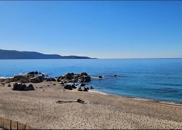 T3 Paradisiaque Sur La Plage, Les Pieds Dans L'eau Apartmán *