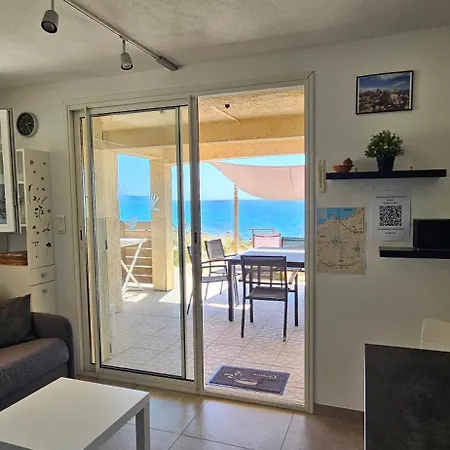 T3 Paradisiaque Sur La Plage, Les Pieds Dans L'eau