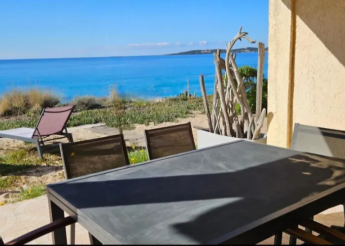 T3 Paradisiaque Sur La Plage, Les Pieds Dans L'eau * Olmeto (Corsica)