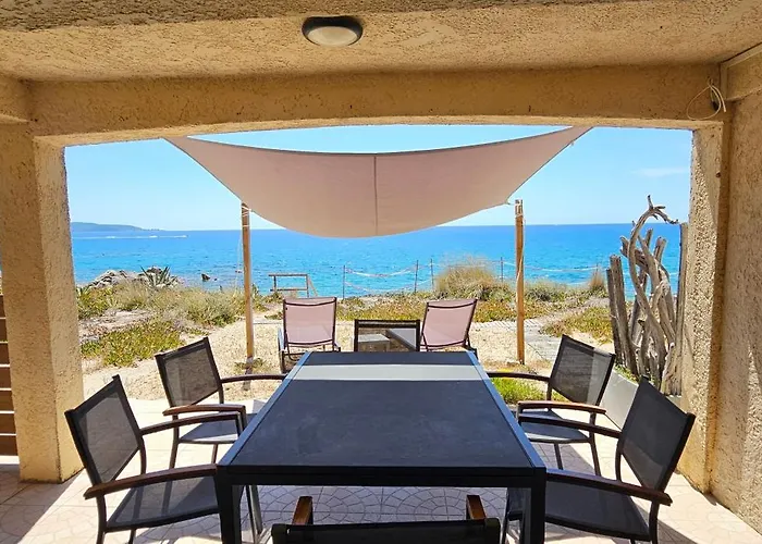 T3 Paradisiaque Sur La Plage, Les Pieds Dans L'eau